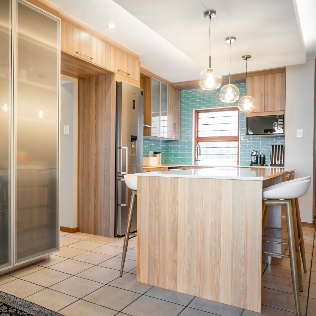 How to declutter a small kitchen with Easylife Kitchens