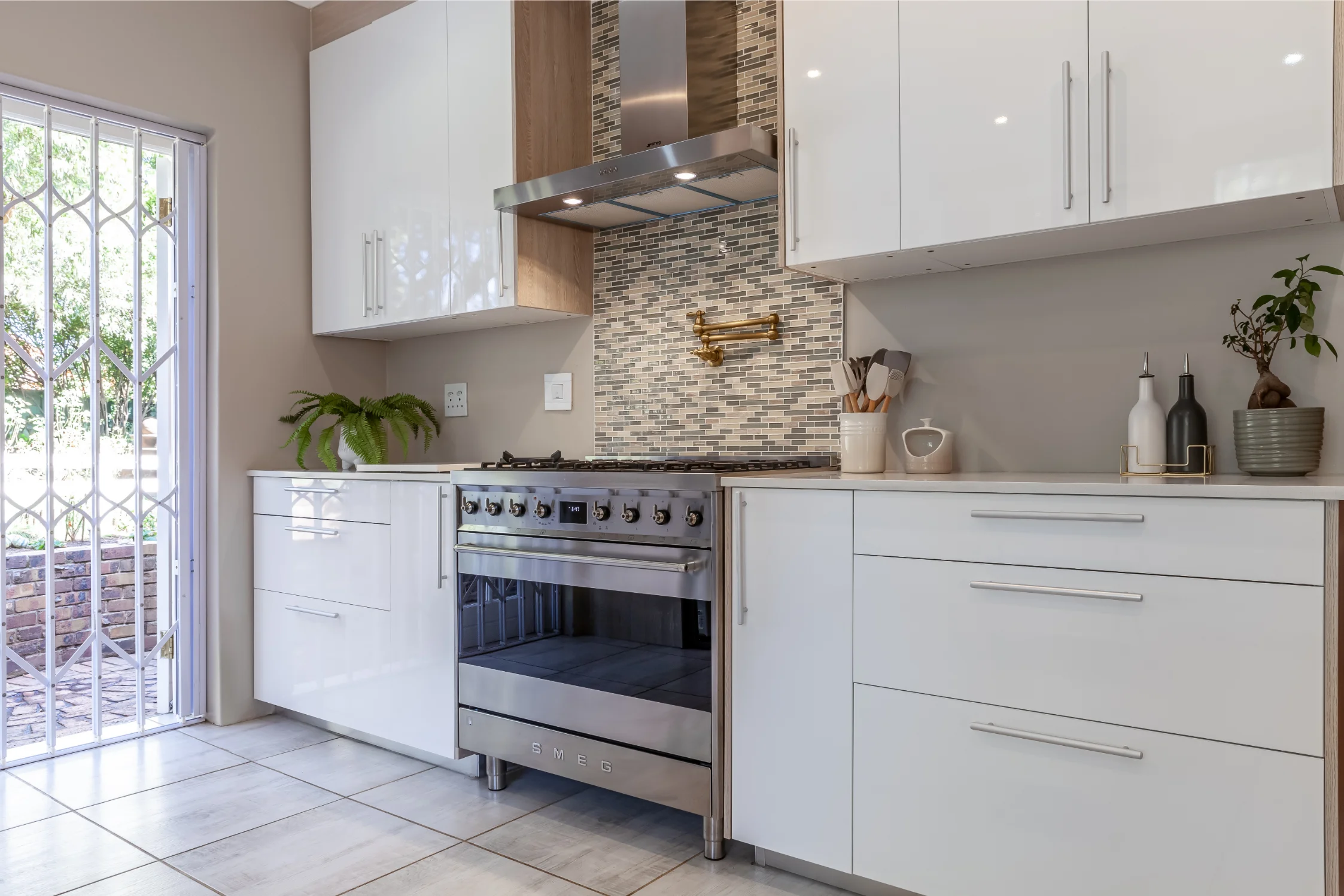 Project - Modern Love