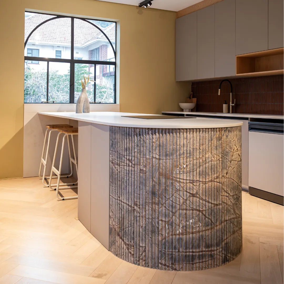 Kitchen Island vs Breakfast Bar, What’s Right for Your Home?