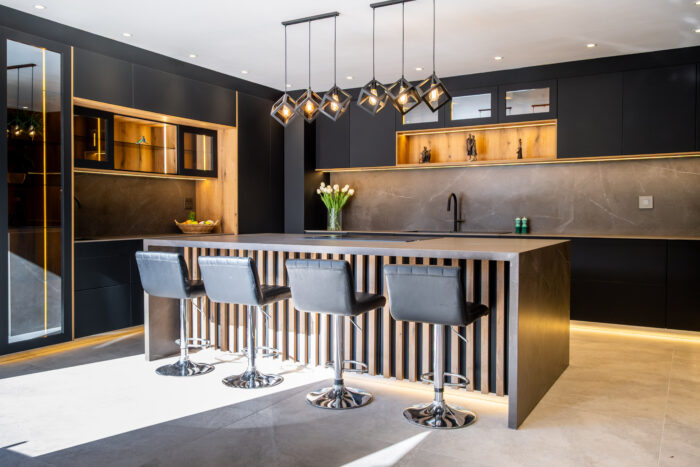 The Metropolitan Eclipse Kitchen is a striking statement of modern luxury.