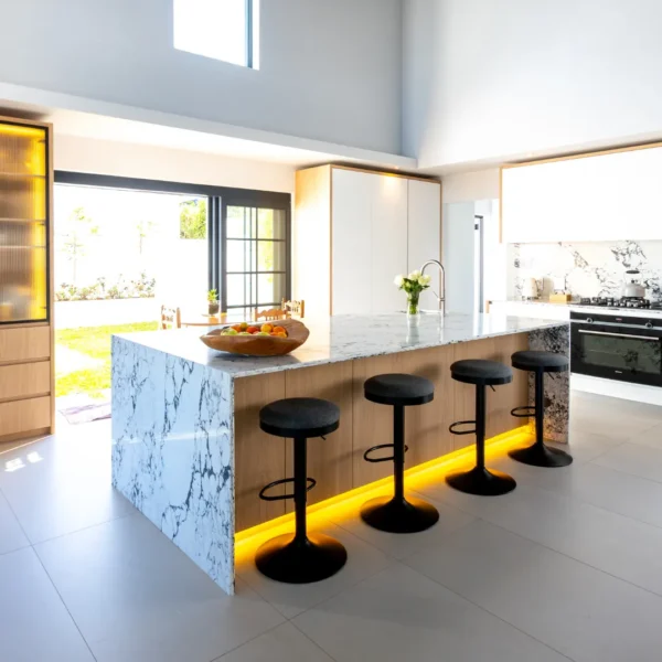 The Difference Between Quartz, Engineered Stone and Granite Countertops